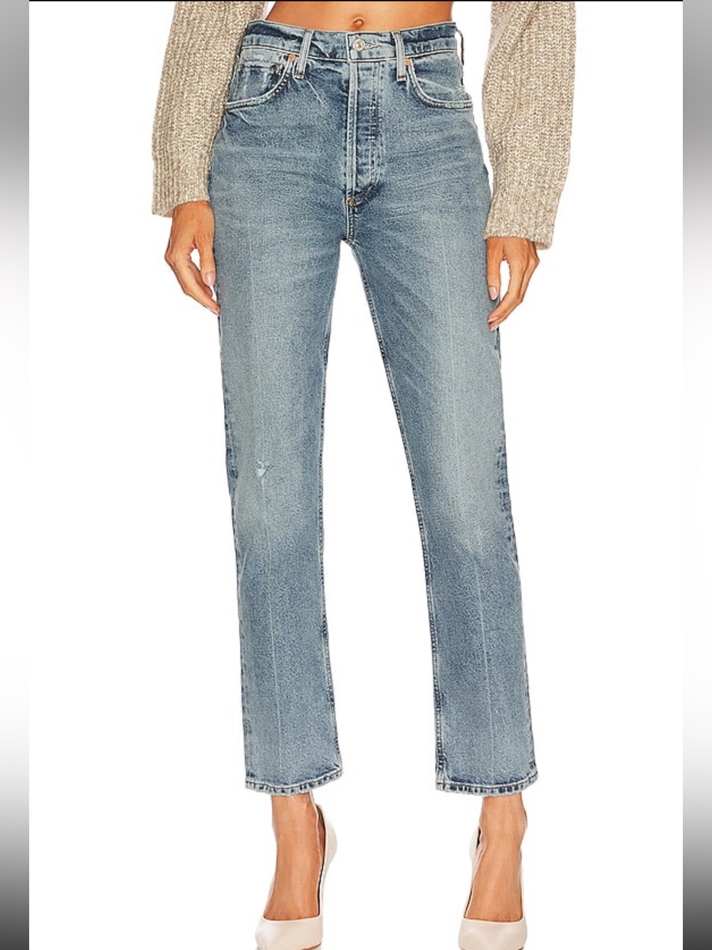 Like New Citizens of Humanity Sabine High Rise distressed Straight Jean Size 28